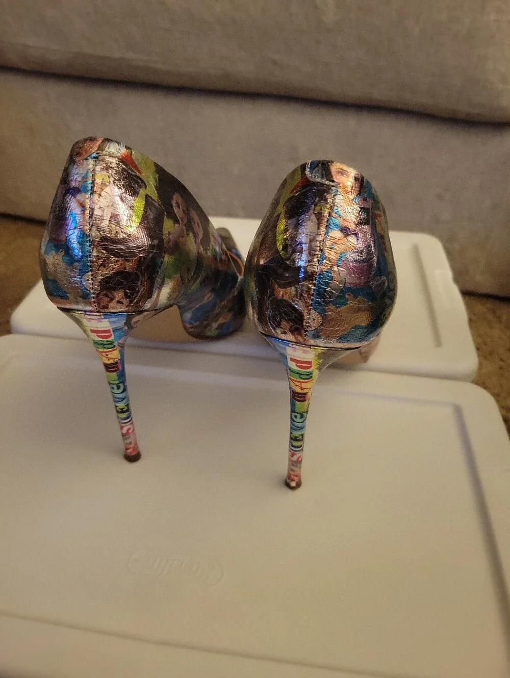 Steve Madden Multicolor Comic Print Pointed Toe Stiletto Pumps Size 8